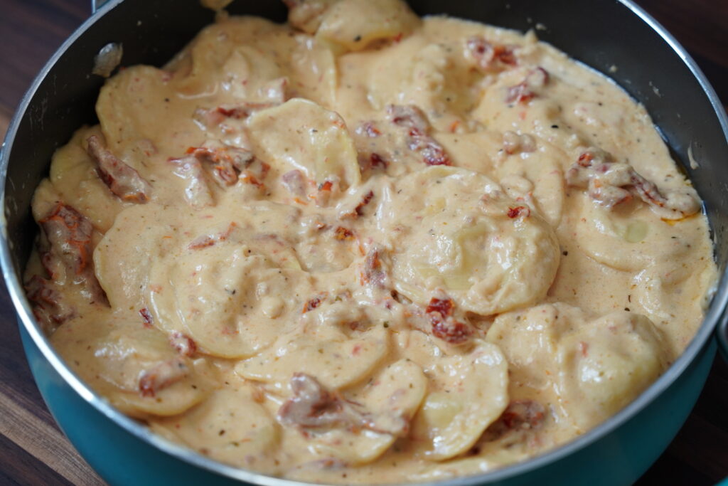 Creamy Ravioli In White Sauce A Fairytale Flavor