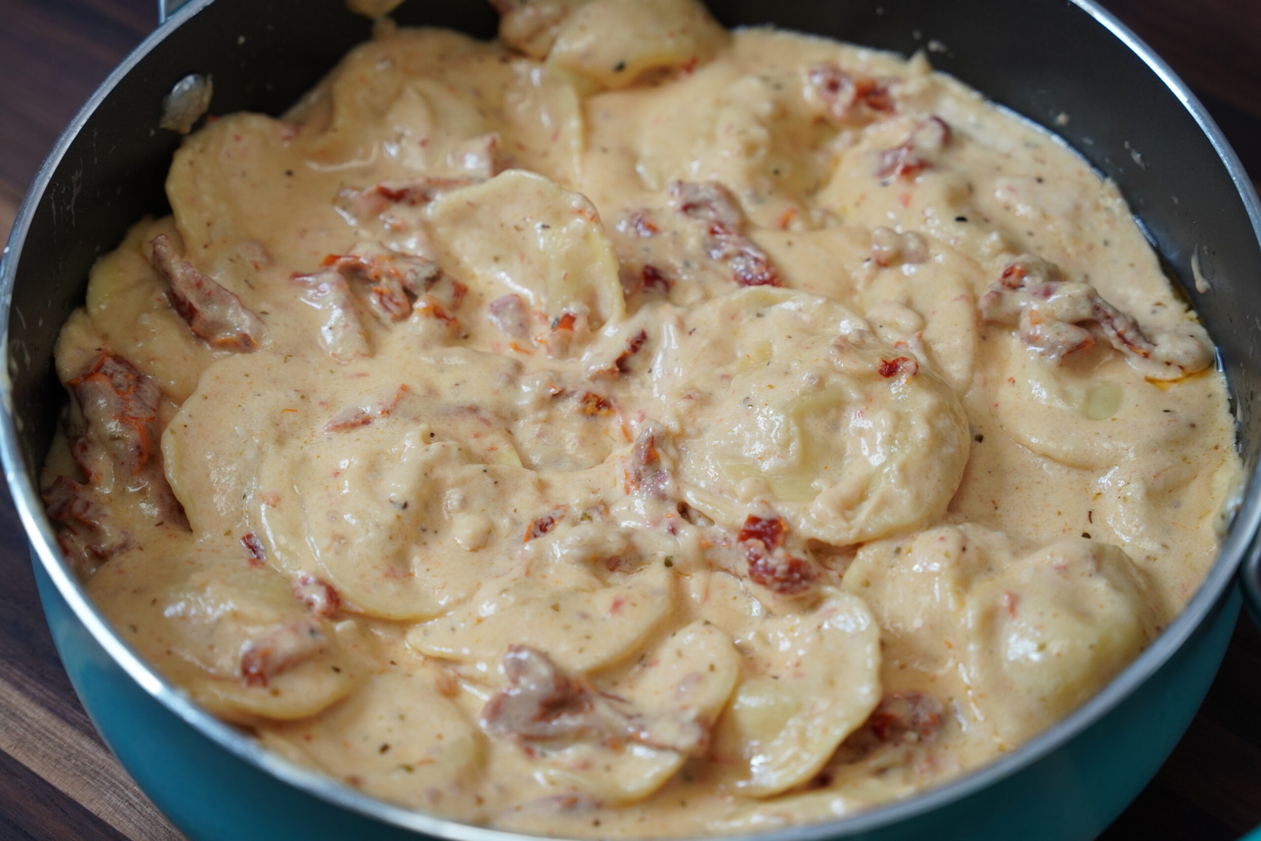 Creamy Ravioli in White Sauce A Fairytale Flavor